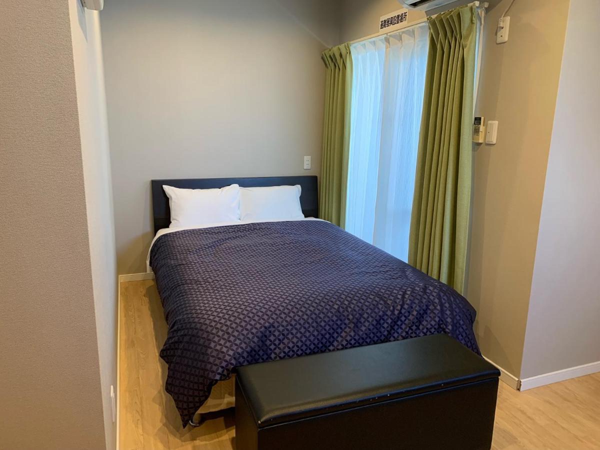 Clean Hotels In Higashimachi Annex Наха Екстер'єр фото